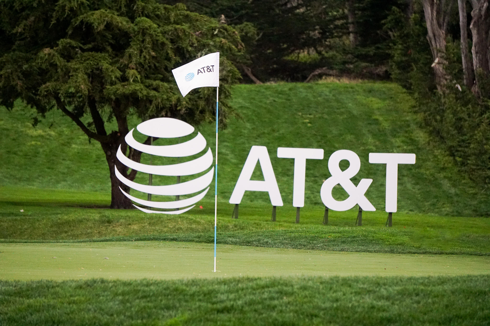 Discussing The Drive To Win with Superstar Athletes Rory McIlroy & Aaron Rodgers at The 2024 AT&T Pebble Beach Pro-Am