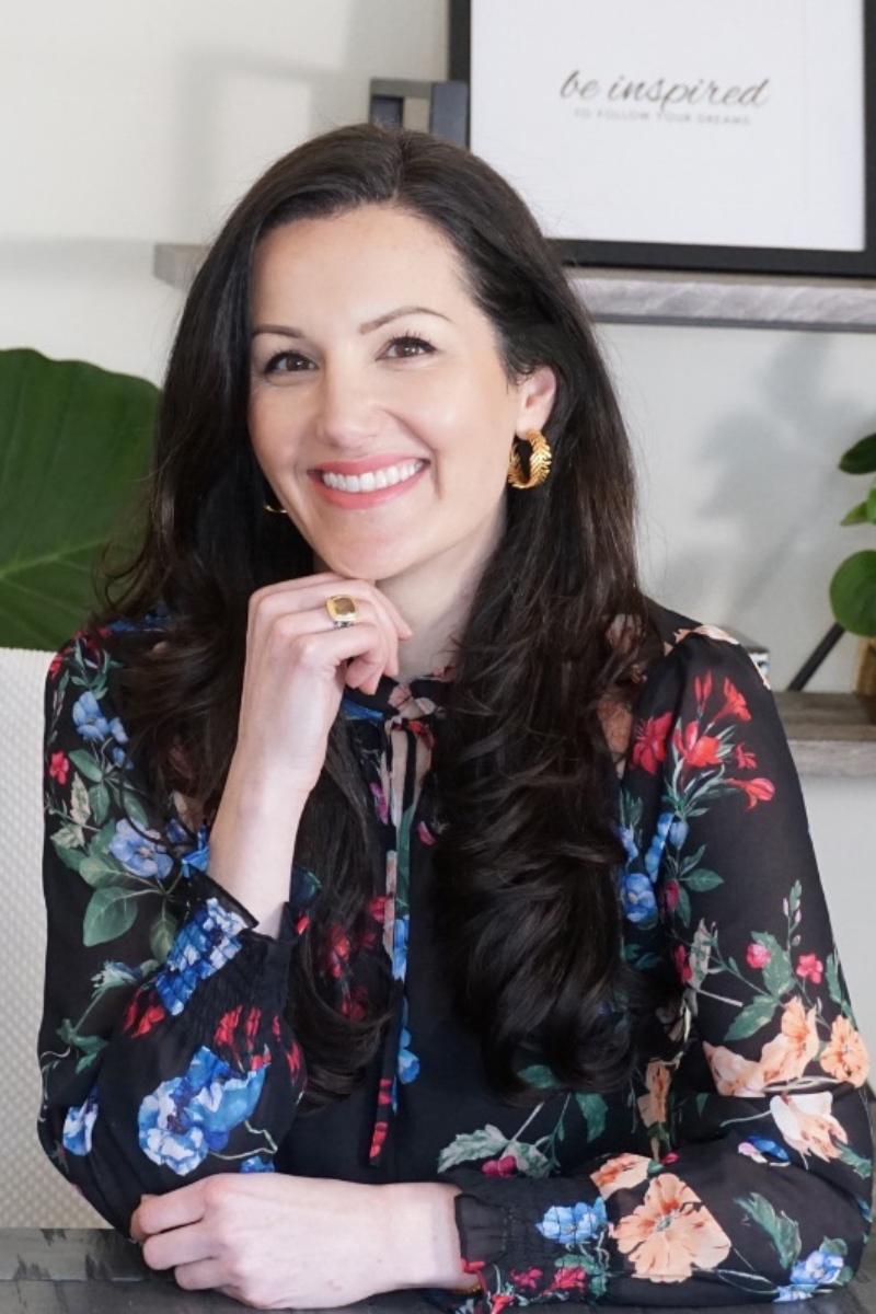 The Wonder Women's Guide to Discovering Your Superpowers at Work and in your Personal Life - Christina-Lauren Pollack - Inspirations and Celebrations