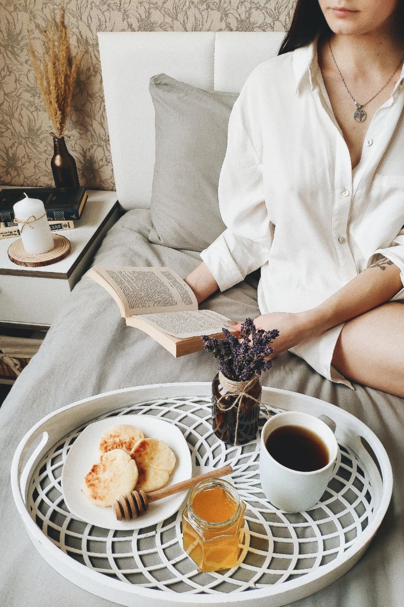 Empowering Advice for Women by a Leading Psychologist & Viral Video Creator on Practicing Self-Love to Boost Self-Worth