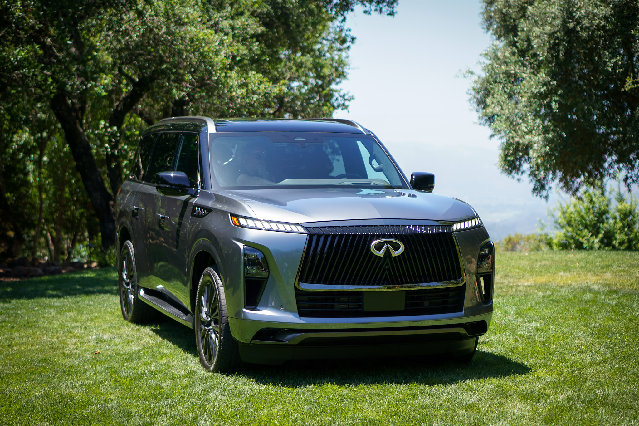 The 2025 INFINITI QX80 Debuts Luxurious Styling & Advanced Technology at The INFINITI QX80 Drive Experience in Napa Valley