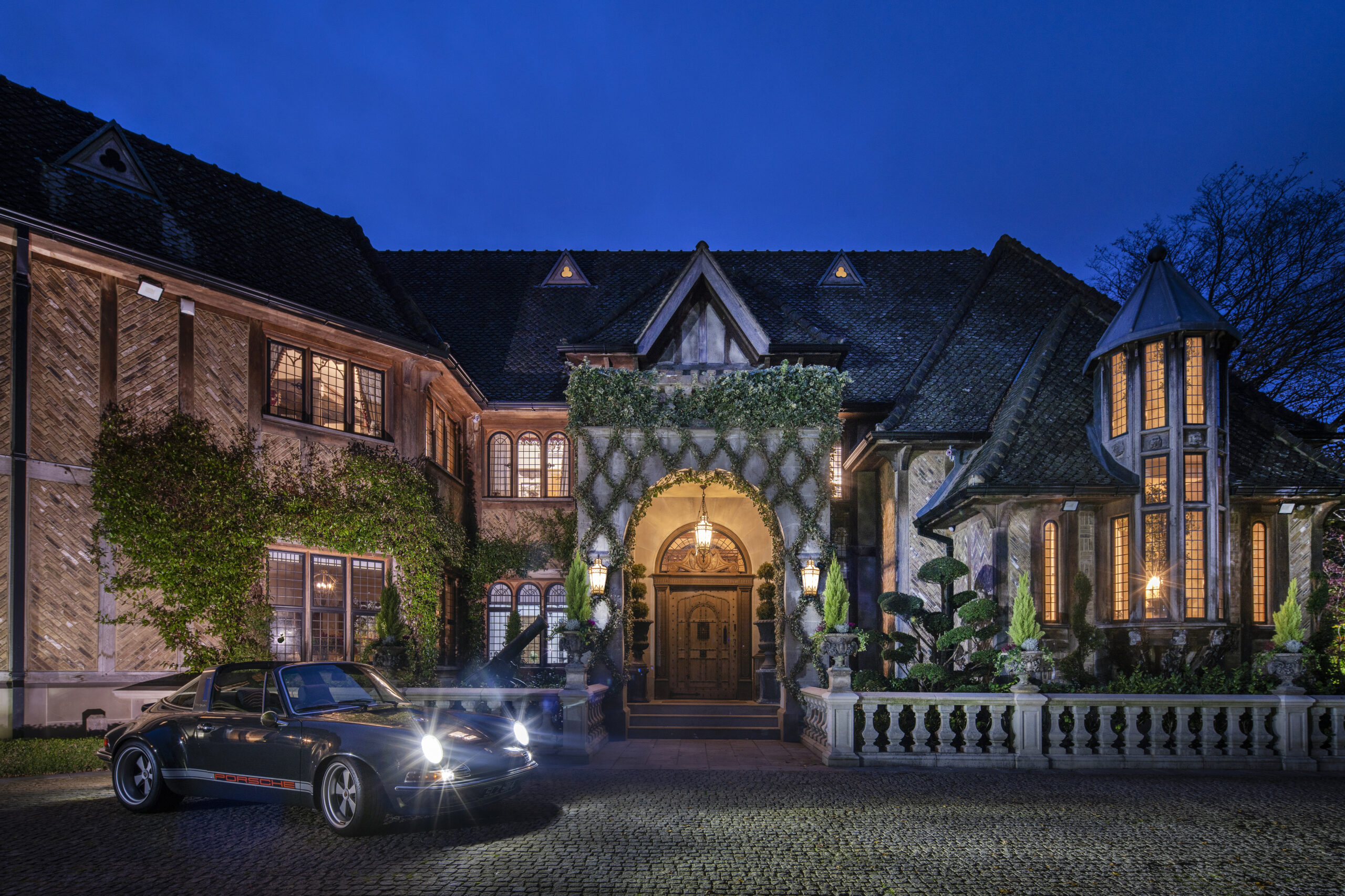 Discover The Super Prime World of Daniel Daggers - Interview with The Star of Buying London on Netflix - Image c/o DDRE Global