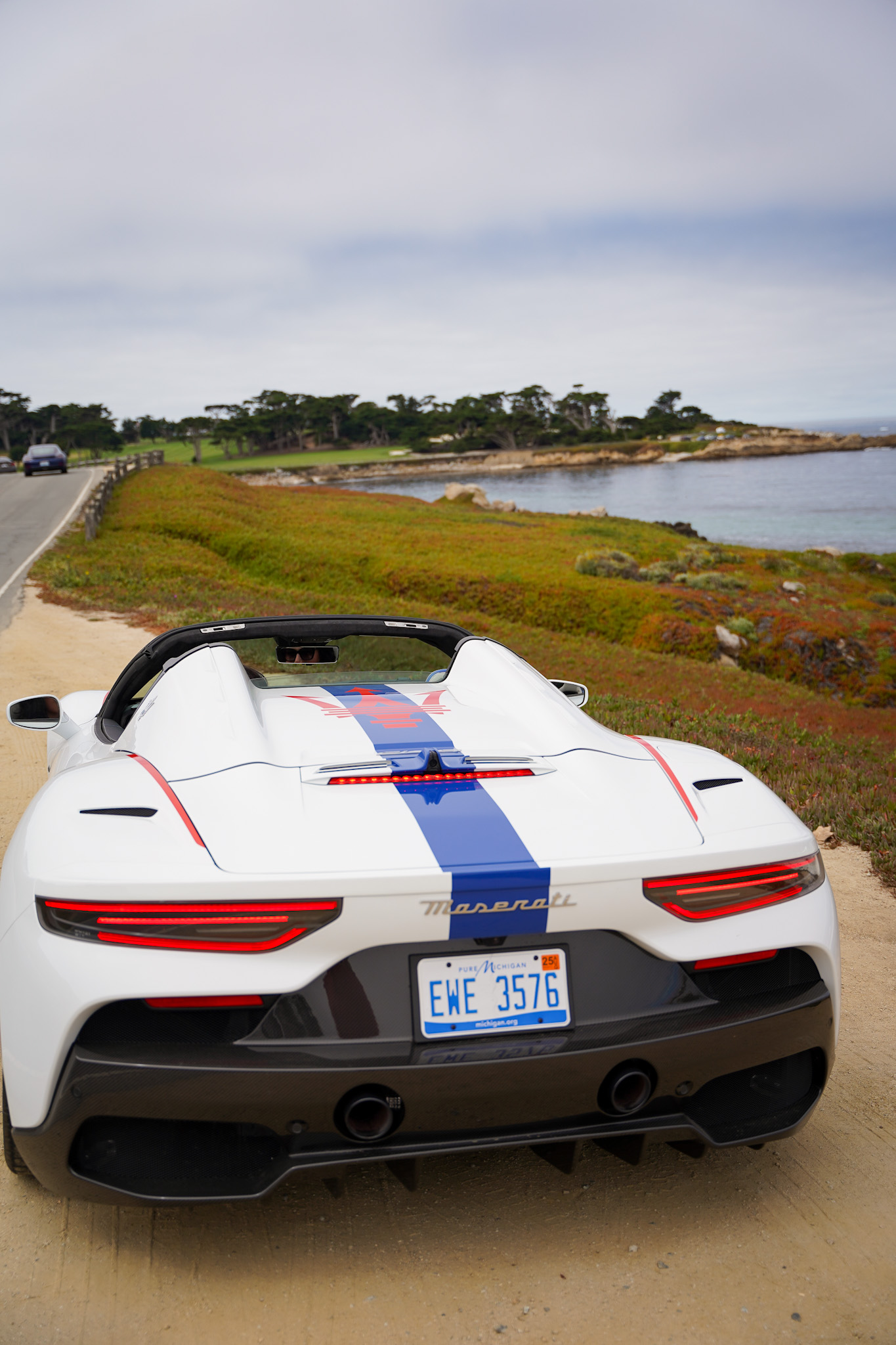 Maserati Brings Modern Italian Style & Superspeed Performance to Monterey Car Week 2024 - Maserati MC20 Cielo on 17-Mile Drive in Pebble Beach