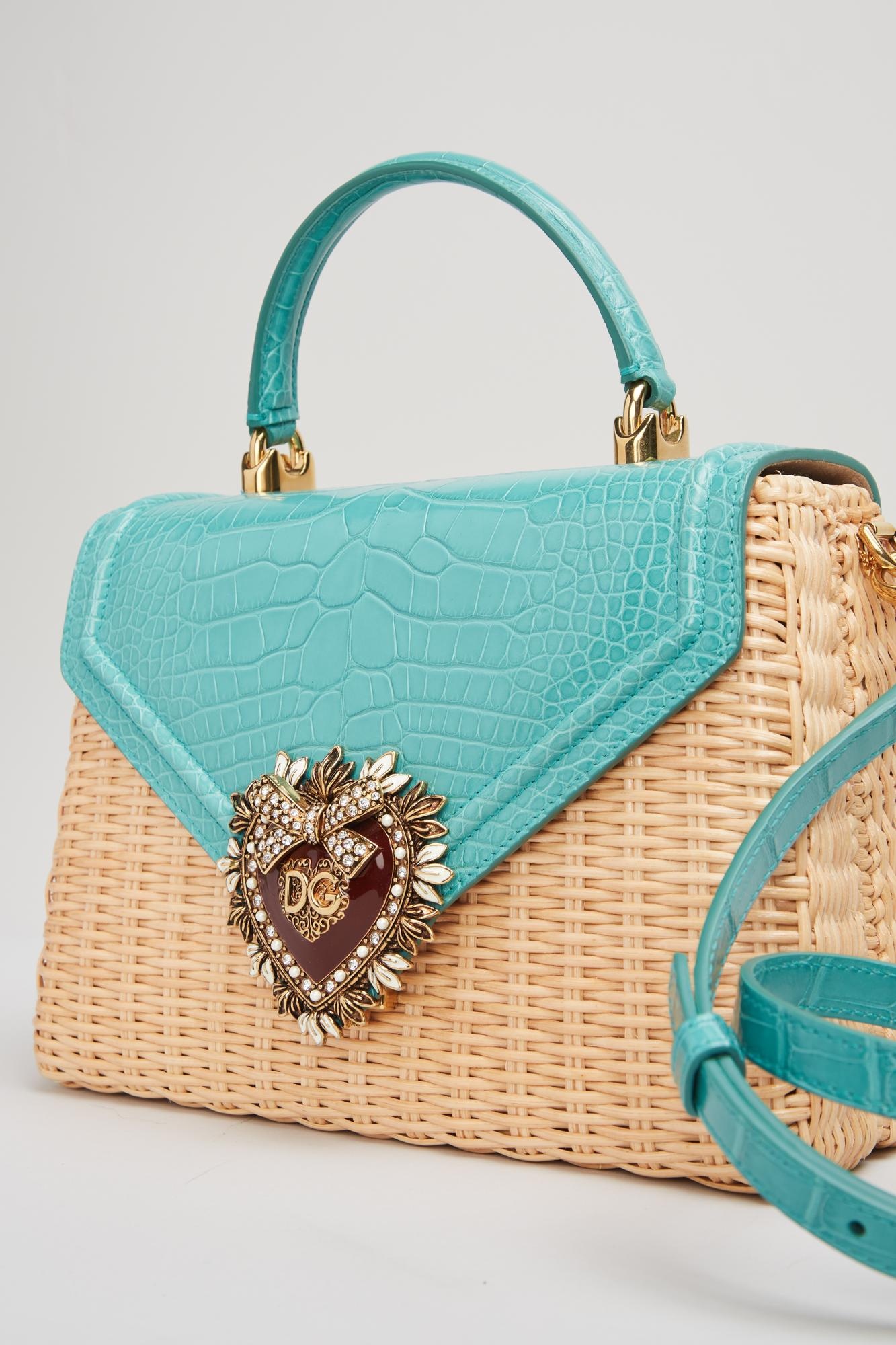 Julien's Auctions Hosts The Bold Luxury Celebrity Fall Fashion Auction at Peninsula Beverly Hills - Image Credit Juliens