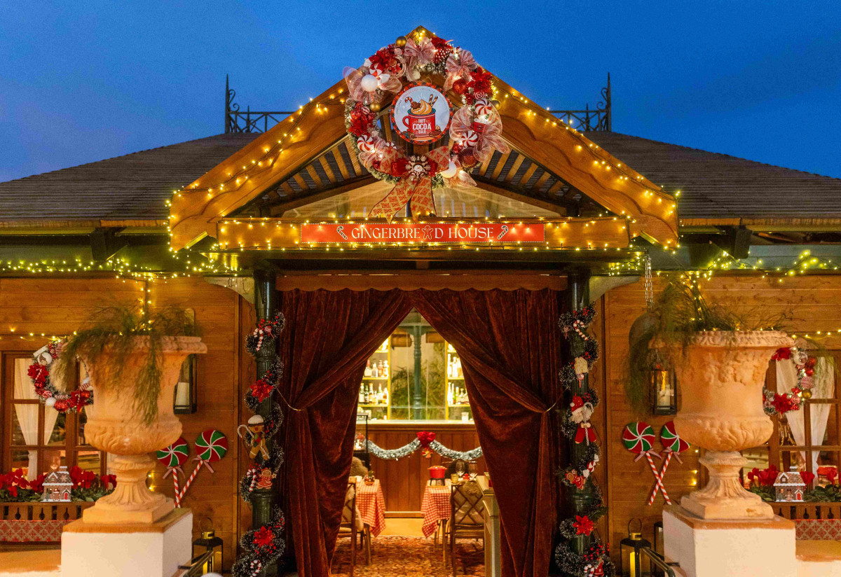 Dream Destinations Around the Globe: Luxurious Holiday Escapes to Celebrate the Season - Image credit El Palace Barcelona