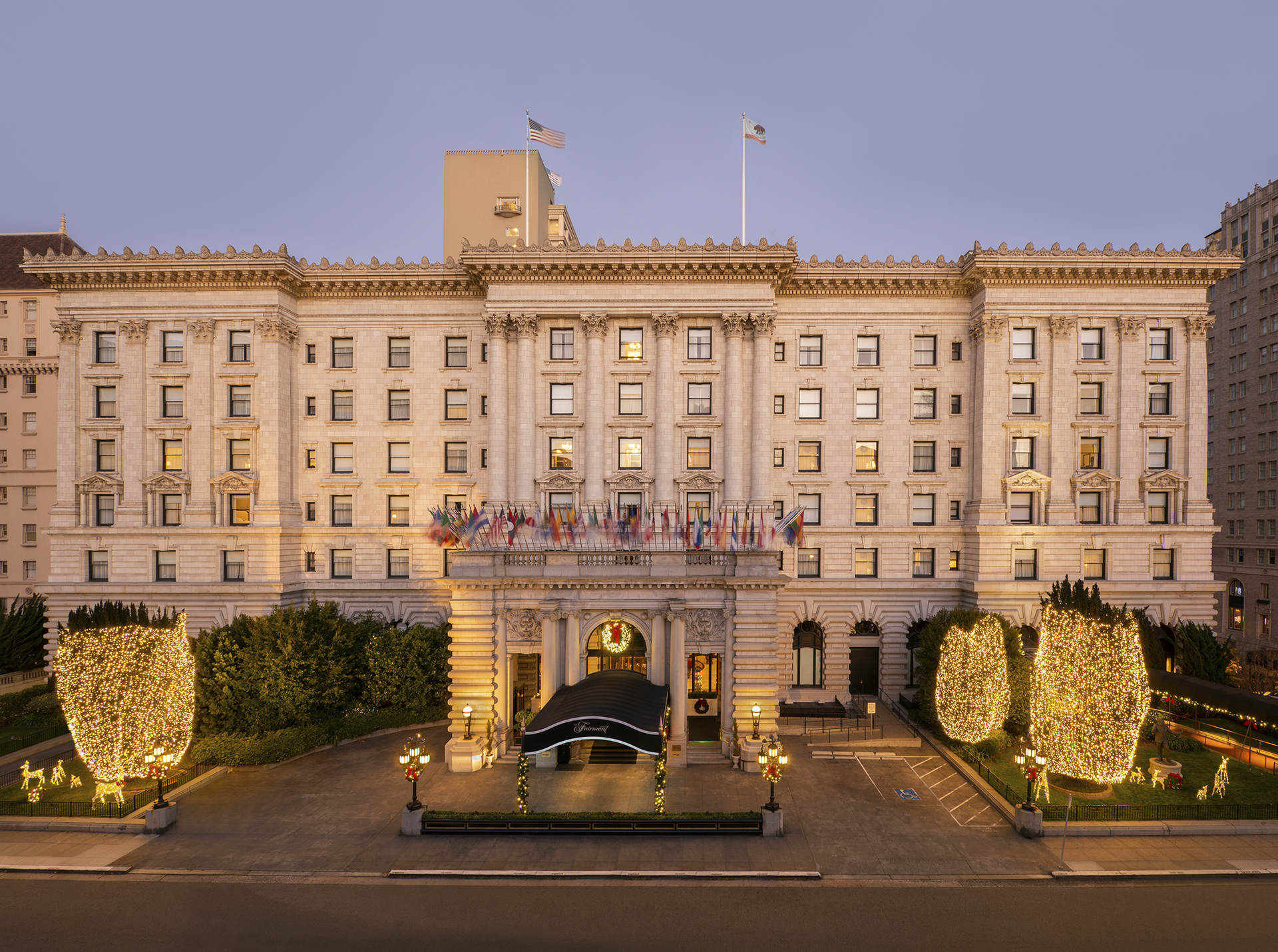 Iconic Urban Getaways Filled with Holiday Cheer & Opulent Seasonal Delights - Image credit Fairmont San Francisco