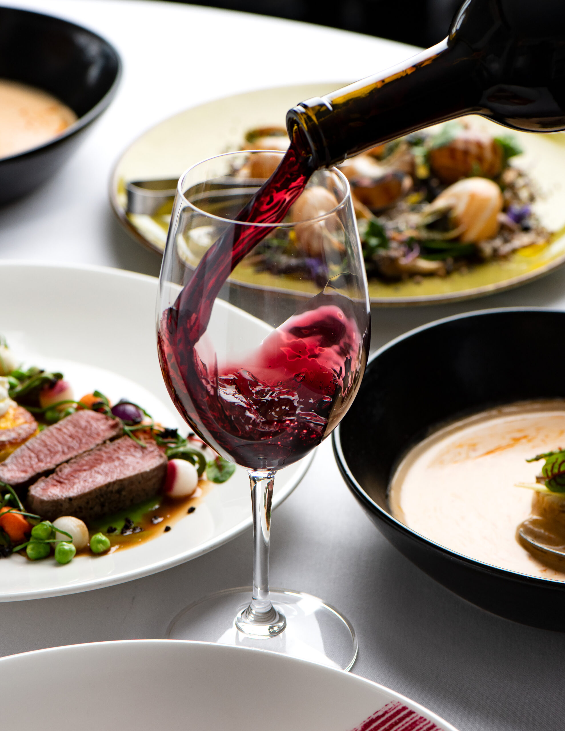 Fun Holiday Parties & Christmas Events That Dazzle with Sparkle, Glamour, and Style -Image credit Ocean Restaurant at Cape Arundel Inn