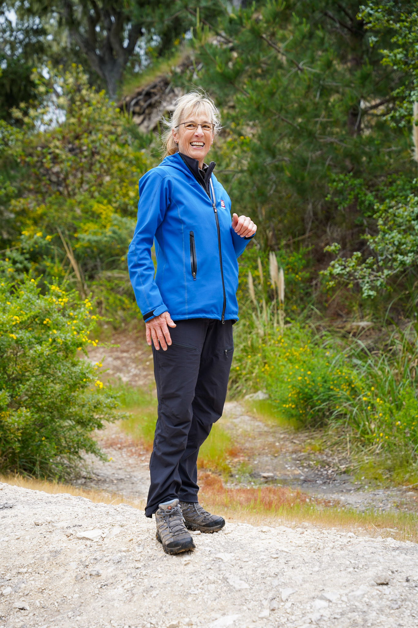 The Land Rover Experience – Defenders, Dirt Roads, and The Drive To Be Daring - Daphne Greene