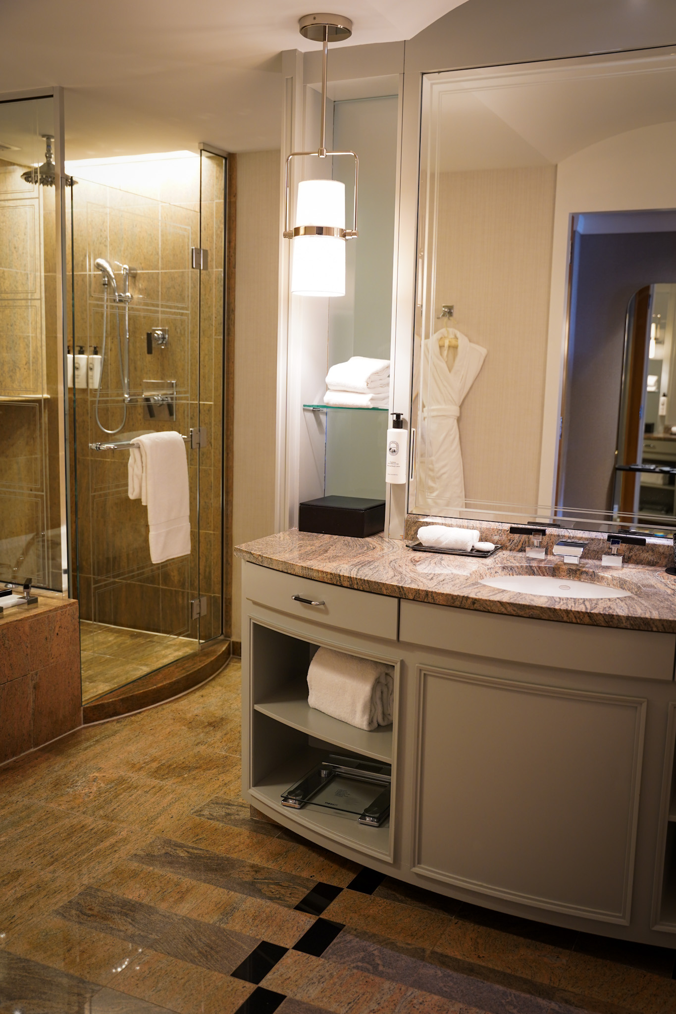 Discover The Best of Boston: A Luxury Travel Guide to New England's Historic Charm & Modern Elegance - The Mandarin Oriental, Boston