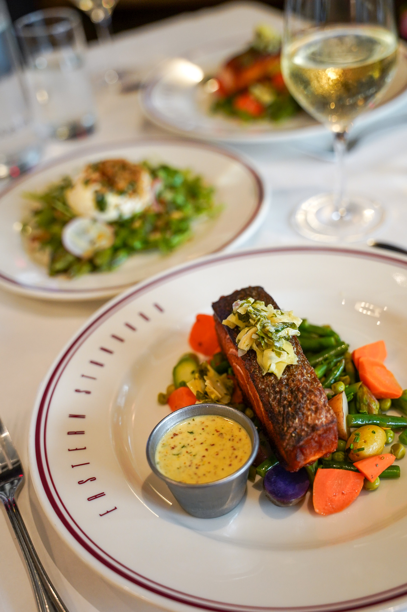 Discover The Best of Boston: A Luxury Travel Guide to New England's Historic Charm & Modern Elegance - Eastern Standard Kitchen and Drinks