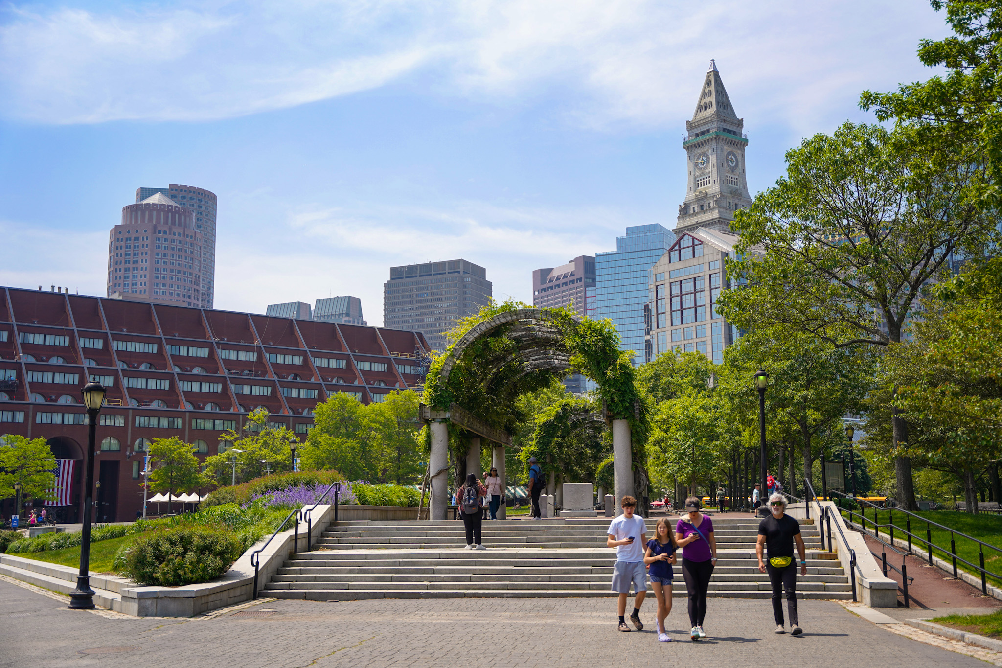Discover The Best of Boston: A Luxury Travel Guide to New England's Historic Charm & Modern Elegance