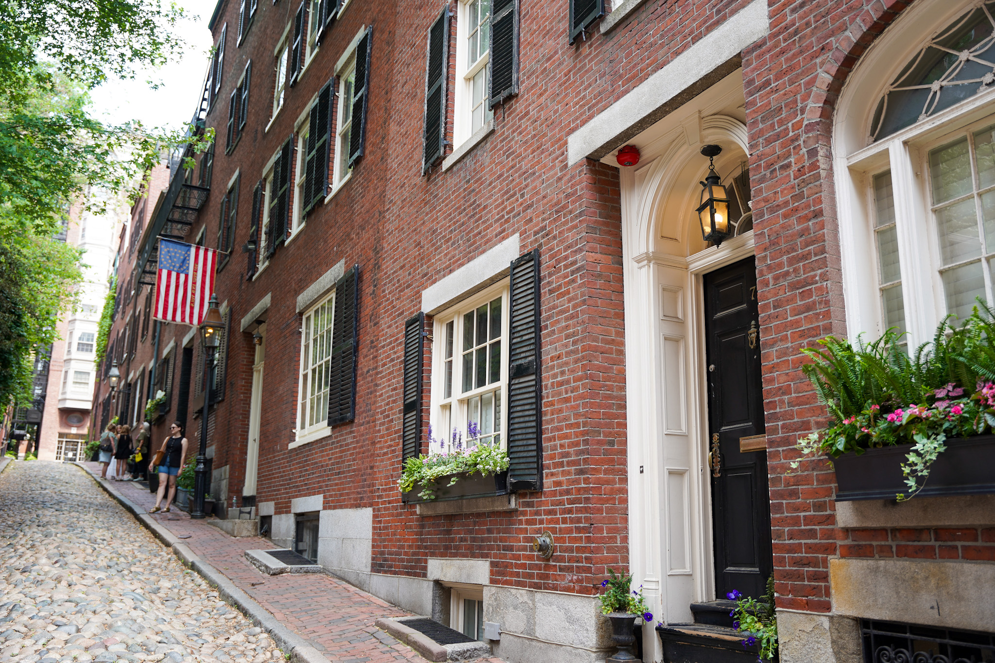 Discover The Best of Boston: A Luxury Travel Guide to New England's Historic Charm & Modern Elegance - Acorn Street