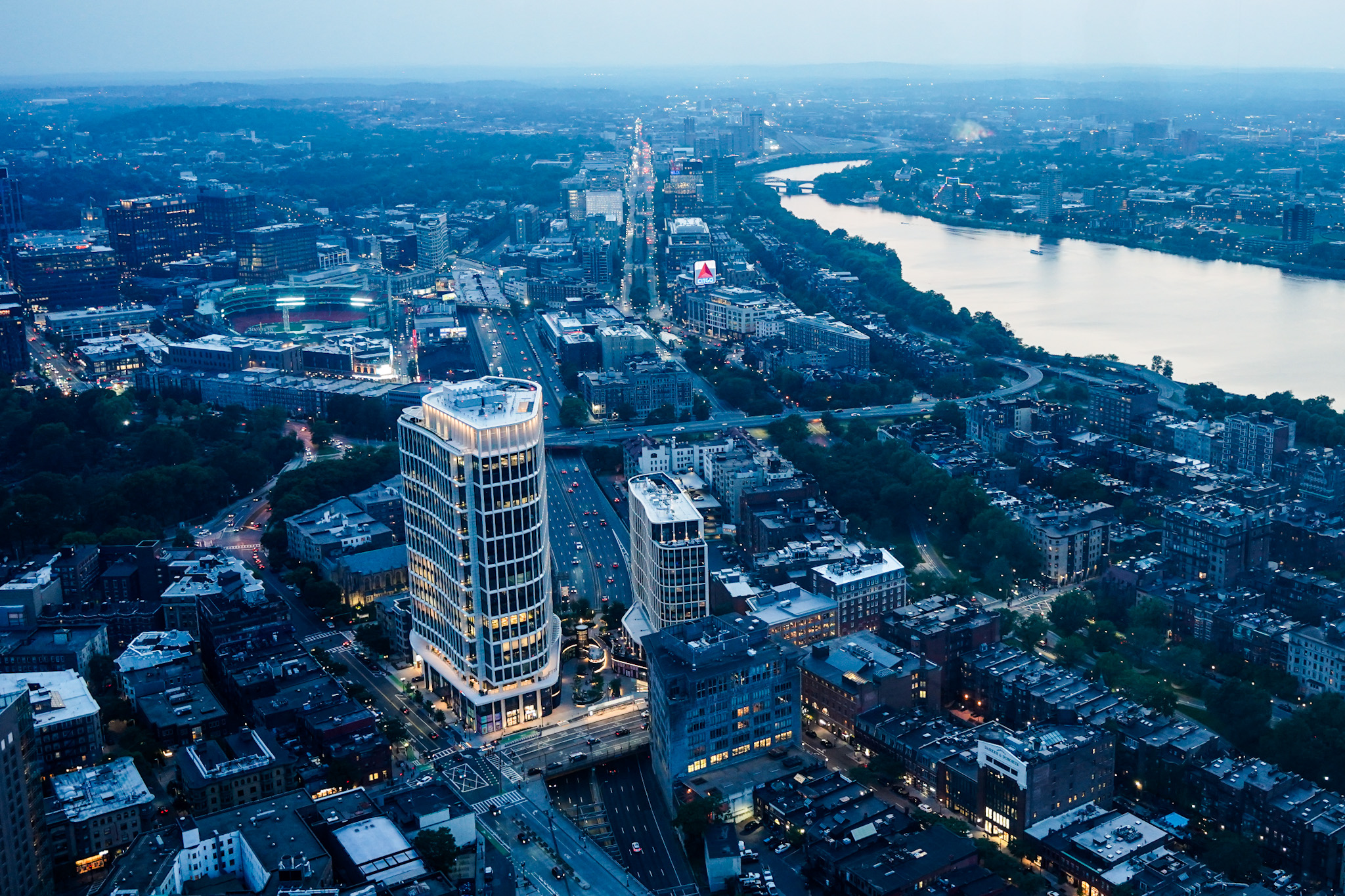 Discover The Best of Boston: A Luxury Travel Guide to New England's Historic Charm & Modern Elegance - View Boston